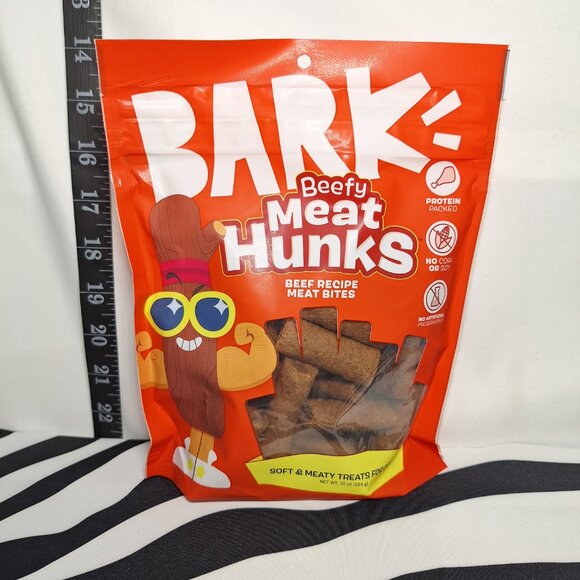 *SALE* NWT Bark Beefy Meat Hunks and Swimmy Nuggy Yumz Dog Treats - 2 pack - Picture 2 of 5